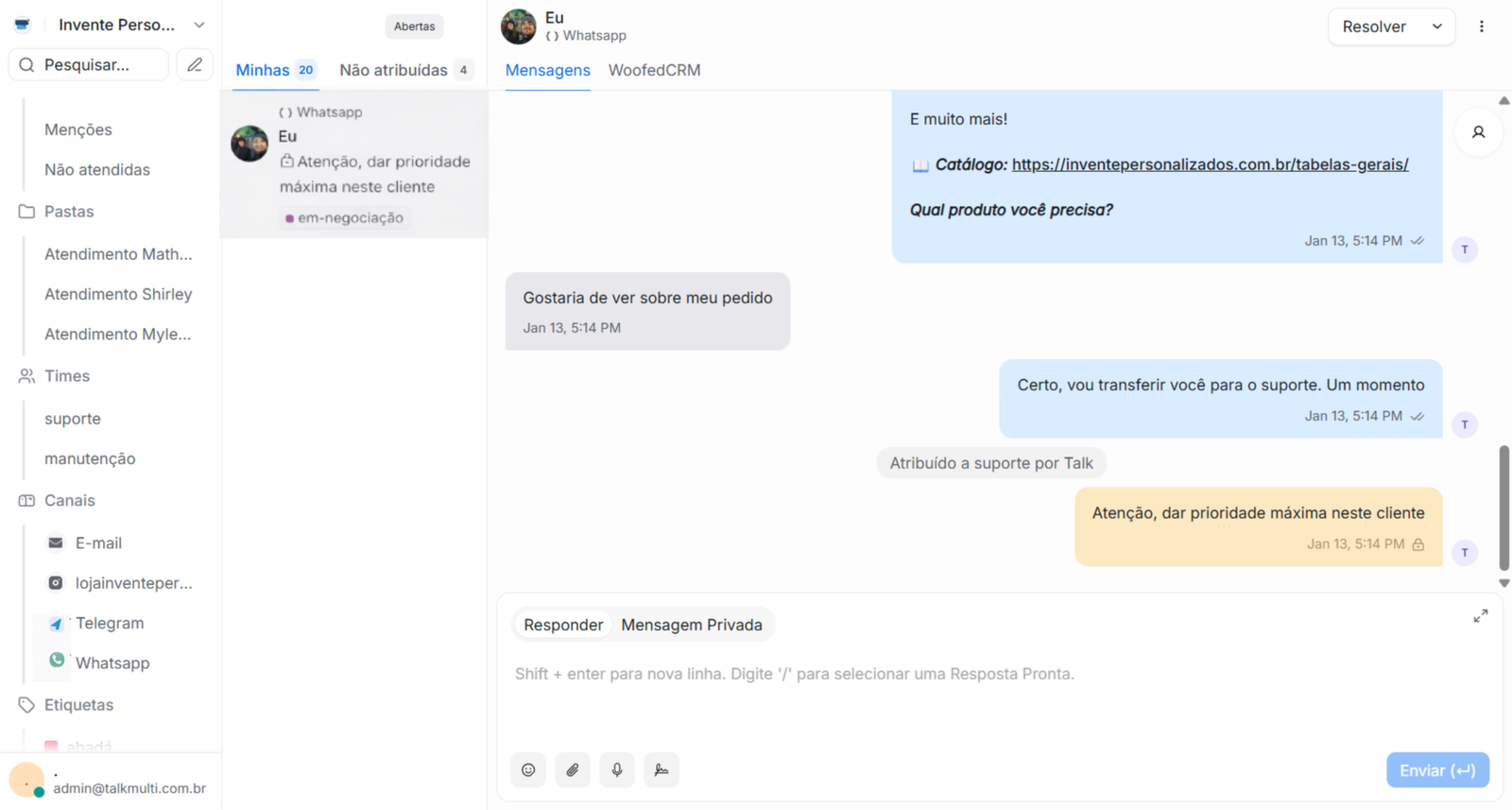 Tela da caixa de entrada unificada com conversas, filas e atribuição de atendimentos na Talk Multi